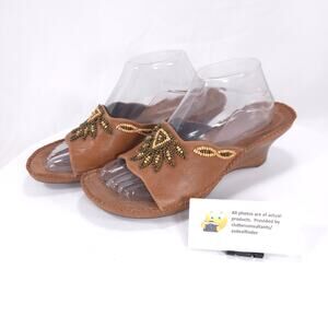 Clarks Artisan Beaded Open Toe Casual Wedge Sandal Womens Size 10 76426 Brown